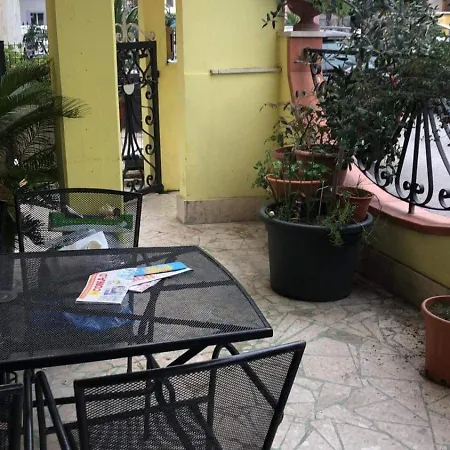 Apartment Apio In *